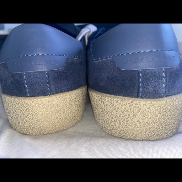 Saint Laurent Court Classic Low-Top Sneakers - Picture 9 of 10